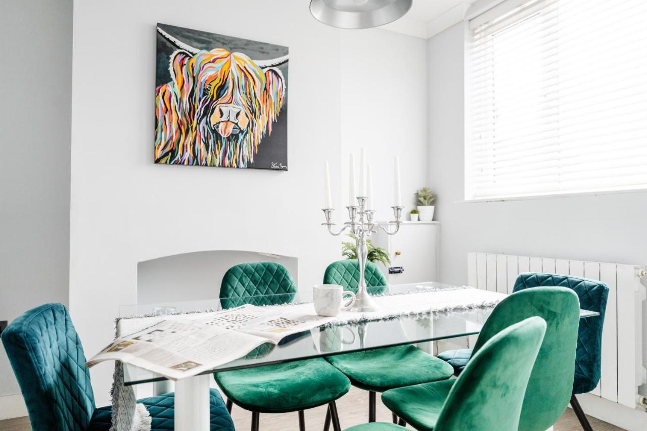 Вілла Churnet Valley Townhouse - Modern Cheadle House Екстер'єр фото